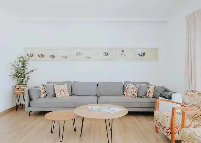 Santo Tomas - Evita Es Migjorn Gran