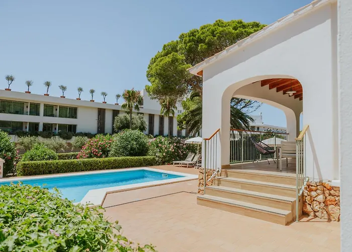 Santo Tomas - Evita *