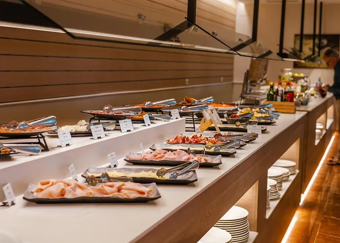 Santo Tomas - Evita *